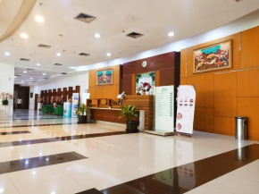 Green Central 1BR Apartment - Hayam Wuruk